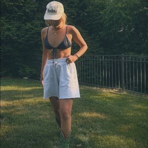 Meet your Posher, Estelle